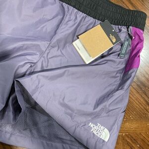 The North Face Women Athletics windwall shorts Size L purple